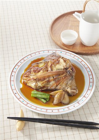 simsearch:670-03709252,k - Simmered sea bream Foto de stock - Sin royalties Premium, Código: 670-03709641