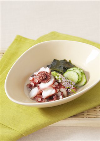 simsearch:670-03709252,k - Octopus dressed in sour sauce Foto de stock - Sin royalties Premium, Código: 670-03709744