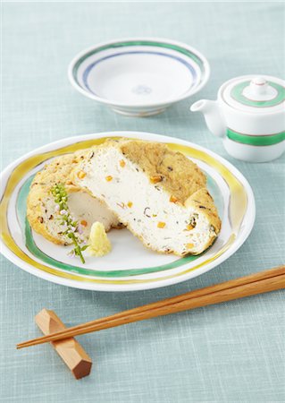simsearch:670-03709252,k - Fried tofu fritter Foto de stock - Sin royalties Premium, Código: 670-03709750