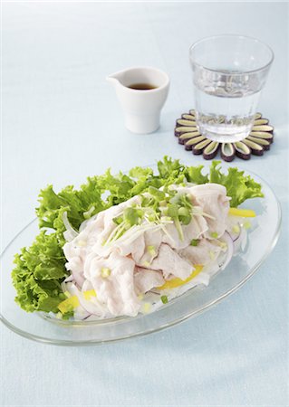 simsearch:670-03709618,k - Salade de porc bouilli Photographie de stock - Premium Libres de Droits, Code: 670-03709792