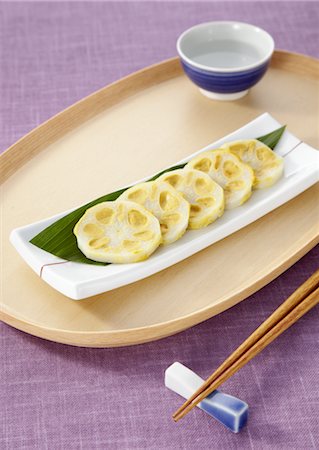 simsearch:670-03709252,k - Mustard stuffed lotus root Foto de stock - Sin royalties Premium, Código: 670-03709804