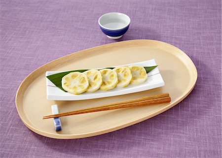 simsearch:670-03709252,k - Mustard stuffed lotus root Foto de stock - Sin royalties Premium, Código: 670-03709803