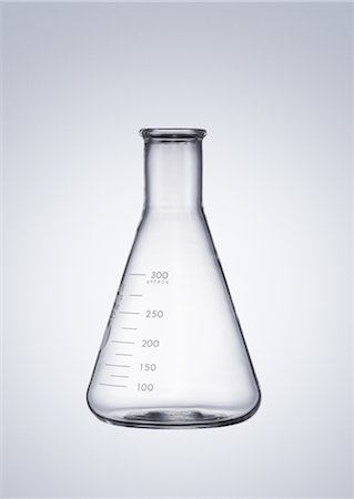 erlenmeyer flask and beaker - Conical flasks Stock Photo - Premium Royalty-Free, Code: 670-03734264