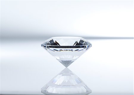 Crystal glass Stock Photo - Premium Royalty-Free, Code: 670-03734312