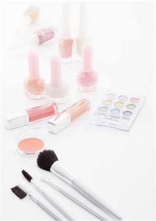 polvos de colorete - Makeup tools Foto de stock - Sin royalties Premium, Código: 670-03734478