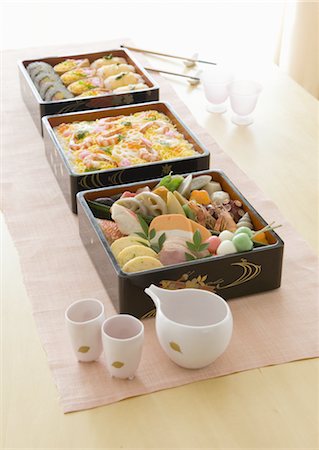 sake - Flower viewing boxed lunch Foto de stock - Sin royalties Premium, Código: 670-03885997