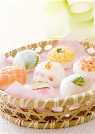 simsearch:670-06451334,k - Temari sushi Stock Photo - Premium Royalty-Free, Code: 670-03886022