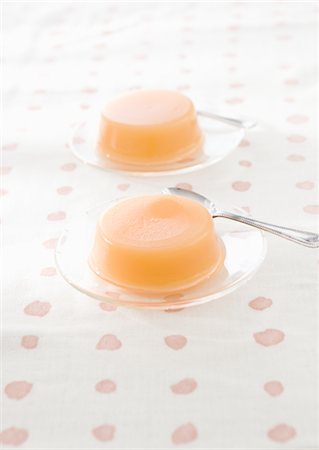 simsearch:670-03709960,k - Jelly desserts Foto de stock - Sin royalties Premium, Código: 670-03886034