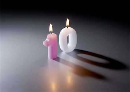 Number candles Foto de stock - Sin royalties Premium, Código: 670-03886422