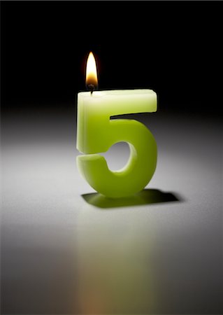Number candle Foto de stock - Sin royalties Premium, Código: 670-03886435