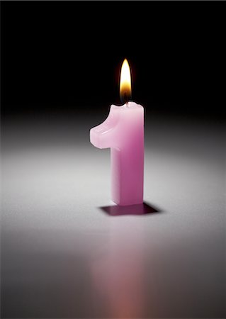 Number candle Foto de stock - Sin royalties Premium, Código: 670-03886432