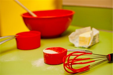 eggs whisk bowl - Kitchen tools ready for baking Stock Photo - Premium Royalty-Free, Code: 673-06025358