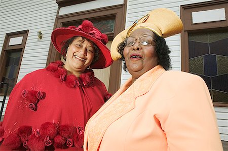 fashion photography elderly women - Portrait of two boldly dressed senior women. Stock Photo - Premium Royalty-Free, Code: 673-02138494