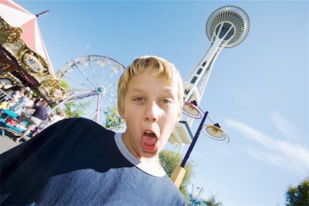 Boy at Space Needle making silly face Stock Photo - Premium Royalty-Free, Code: 673-02140064