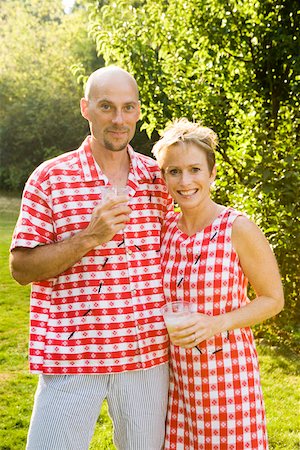 sunglasses for bald men - Couple with matching picnic clothing Stock Photo - Premium Royalty-Free, Code: 673-02140066