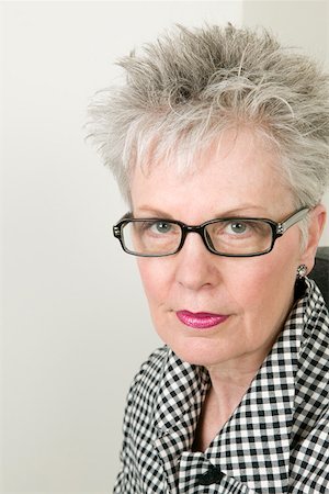 pretty gray hair smiling - Headshot of middle aged woman with glasses Stock Photo - Premium Royalty-Free, Code: 673-02140465