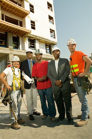 Group portrait of men at construction site Foto de stock - Sin royalties Premium, Código: 673-02141111