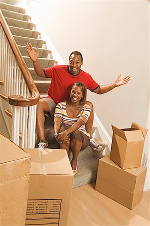 simsearch:673-02143792,k - African couple next to moving boxes Foto de stock - Sin royalties Premium, Código: 673-02143122