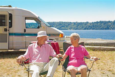 puget sound - Couple at a beach, Washington State, USA Foto de stock - Sin royalties Premium, Código: 673-02386304