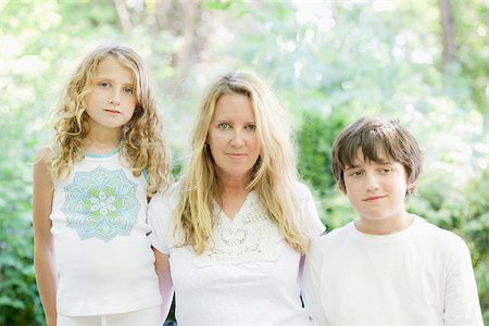 simsearch:694-03327260,k - Mother with son and daughter Stock Photo - Premium Royalty-Free, Code: 673-03005389