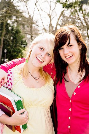 Teen girls on college campus Stock Photo - Premium Royalty-Free, Code: 673-03005482