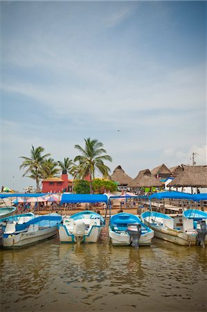 boats docked in barra de navidad, jalisco, mexico Stock Photo - Premium Royalty-Free, Code: 673-03826285