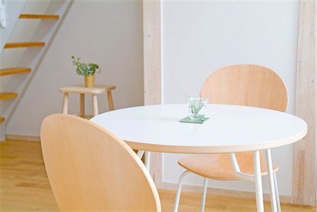 simsearch:685-02937448,k - Table and two chairs Stock Photo - Premium Royalty-Free, Code: 685-02937400