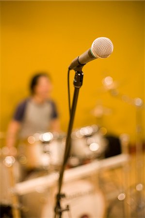 simsearch:685-02940297,k - Microphone Foto de stock - Royalty Free Premium, Número: 685-02940300