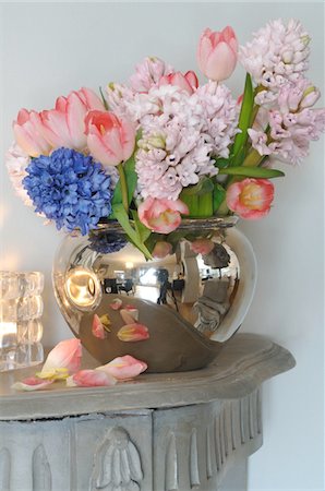 flower decoration - Colorful bunch of flowers Stock Photo - Premium Royalty-Free, Code: 689-05610622