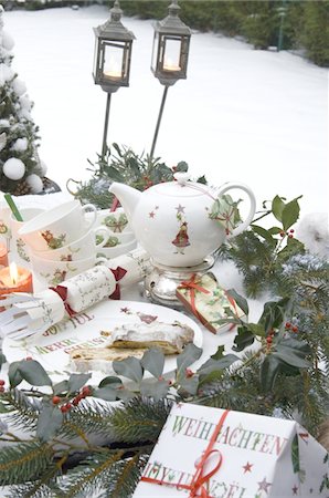 Christmas decoration outdoors Stock Photo - Premium Royalty-Free, Code: 689-05610735
