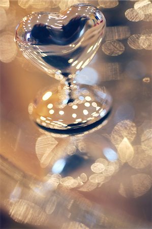 Argent coeur décoratif Photographie de stock - Premium Libres de Droits, Code: 689-05610909