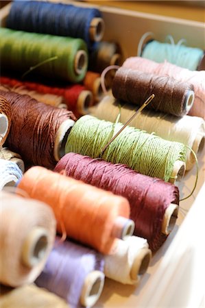 Spools of thread Stock Photo - Premium Royalty-Free, Code: 689-05610903