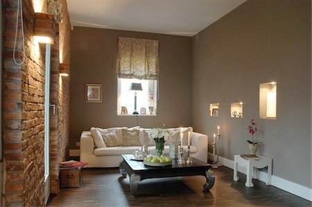 Living room with brick wall Fotografie stock - Premium Royalty-Free, Codice: 689-05610934
