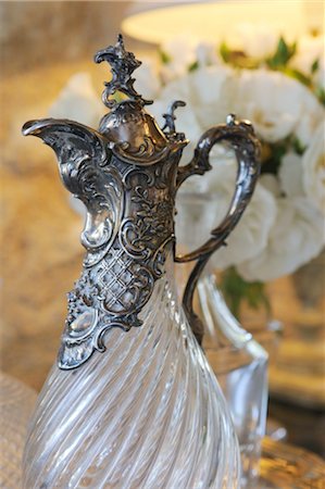 decantador - Ornate carafe Foto de stock - Sin royalties Premium, Código: 689-05611315