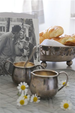 decoration for food - Old photograph, blossoms, bread and jugs Stock Photo - Premium Royalty-Free, Code: 689-05611529