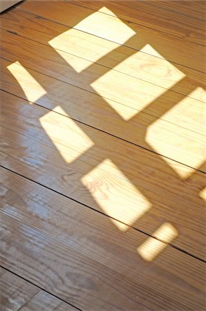 sombra - Sun shining through window on wooden floor Foto de stock - Sin royalties Premium, Código: 689-05611673