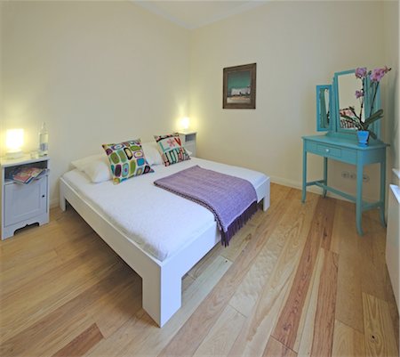 Schlafzimmer mit Frisiertisch Stockbilder - Premium RF Lizenzfrei, Bildnummer: 689-05611730