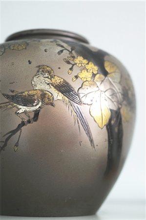 embellished - Elegant vase Stock Photo - Premium Royalty-Free, Code: 689-05612085