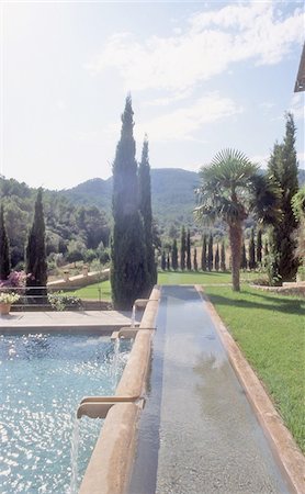 stylish swimming pool - Garden with swimming pool Stock Photo - Premium Royalty-Free, Code: 689-05612241