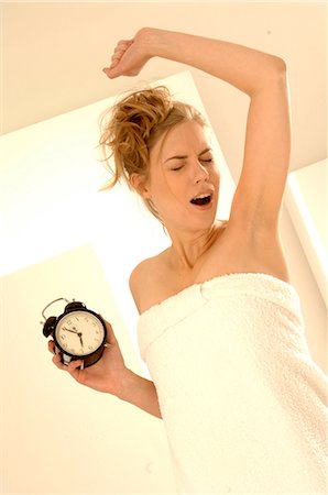 Woman with alarmclock Foto de stock - Sin royalties Premium, Código: 689-03124300