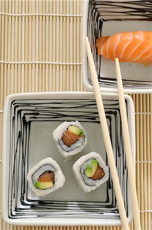 simsearch:689-03124356,k - Three Makis Stock Photo - Premium Royalty-Free, Code: 689-03124542