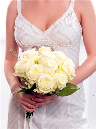 simsearch:689-03124881,k - Bouquet of white roses Stock Photo - Premium Royalty-Free, Code: 689-03124877