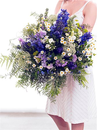 Bouquet of larkspur,vetch,camomile,phlox and fern Foto de stock - Sin royalties Premium, Código: 689-03124880