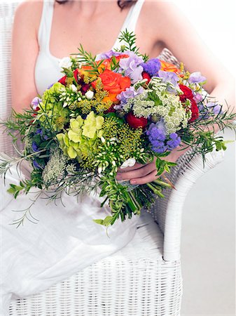 simsearch:689-03124881,k - Summery bouquet of roses,phlox,dill and sweet pea Foto de stock - Sin royalties Premium, Código: 689-03124894