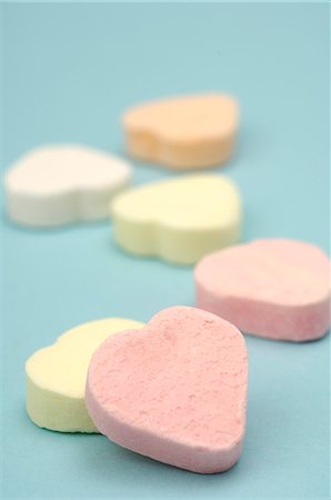 Heartshape sherbet powder candies Stock Photo - Premium Royalty-Free, Code: 689-03126154