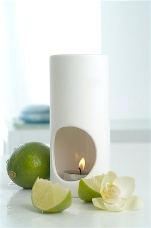 spa decoration - Aroma lamp and limes Stock Photo - Premium Royalty-Free, Code: 689-03126669