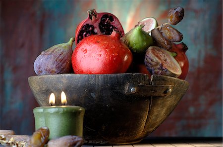 exotic fruit bowl - Pomegranate,date and fig Stock Photo - Premium Royalty-Free, Code: 689-03128045