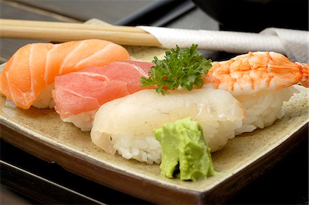 simsearch:689-03124356,k - Sushi and chopsticks Stock Photo - Premium Royalty-Free, Code: 689-03128569