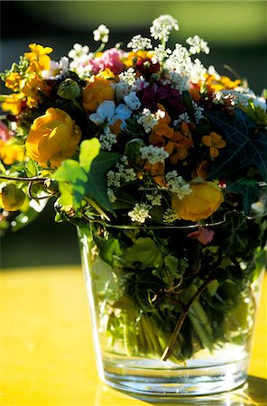 simsearch:689-03128122,k - Summery bouquet Stock Photo - Premium Royalty-Free, Code: 689-03128618