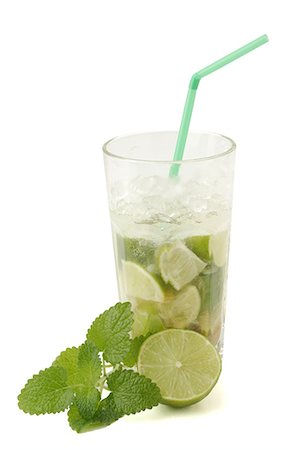 simsearch:689-03128771,k - Mojito Stock Photo - Premium Royalty-Free, Code: 689-03128748